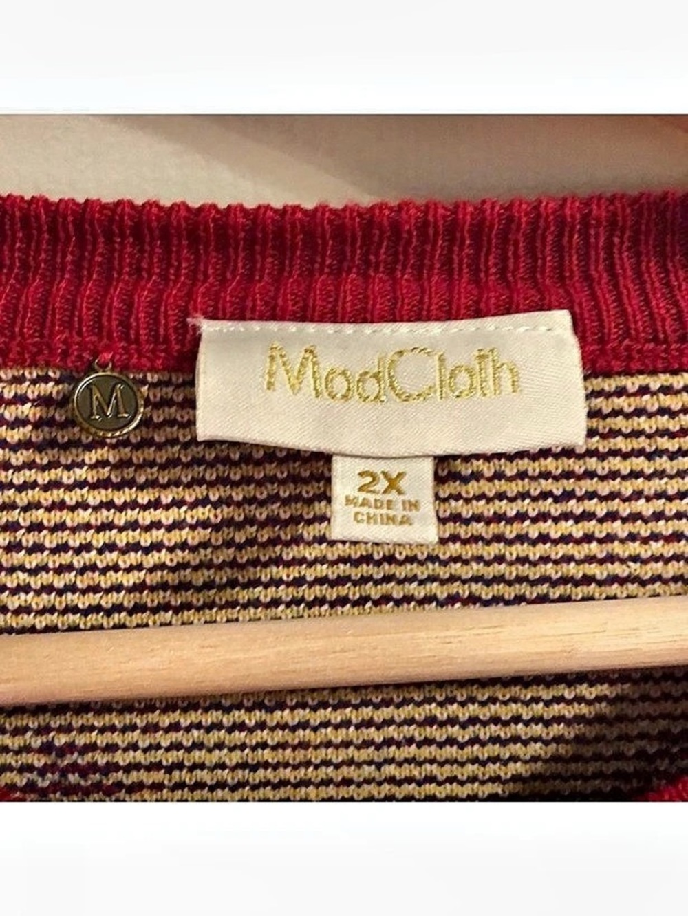 ModCloth fox Print Crew Neck Sweater Size 2X Like New - Picture 3 of 3